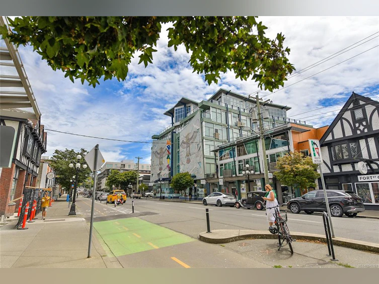 201-1061 Fort Street, Victoria, BC, V8V 5A1 - 25