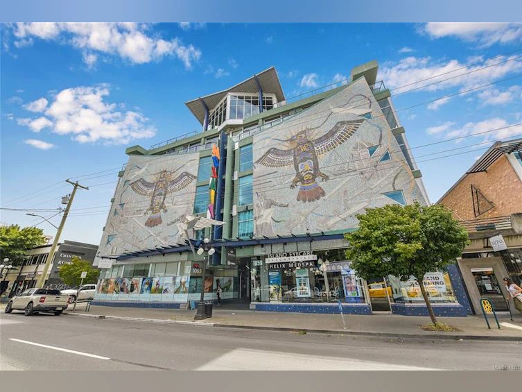 201-1061 Fort Street, Victoria, BC, V8V 5A1
