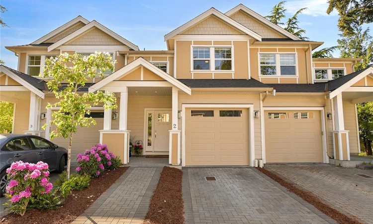2-4487 Wilkinson Road