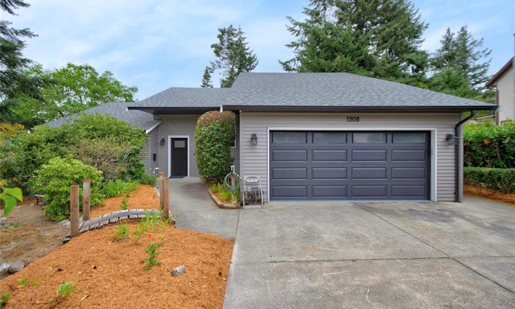 1508 Skeena Drive