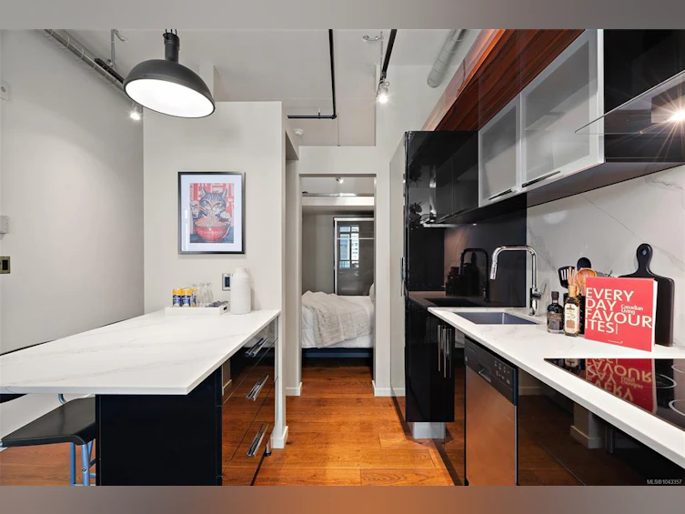 511-1029 View Street, Victoria, BC, V8V 4Y3 - 5