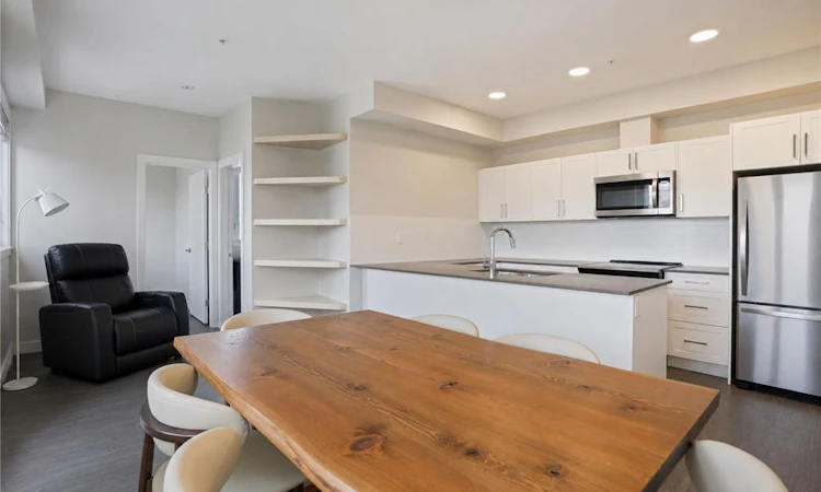 608-2843 Jacklin Road