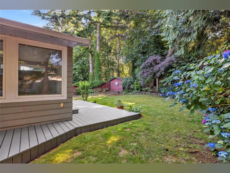 1007 Centre Crescent, Qualicum Beach, BC, V9K 2G6 - 34