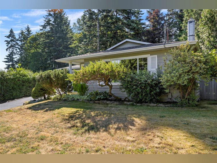 1007 Centre Crescent, Qualicum Beach, BC, V9K 2G6 - 38