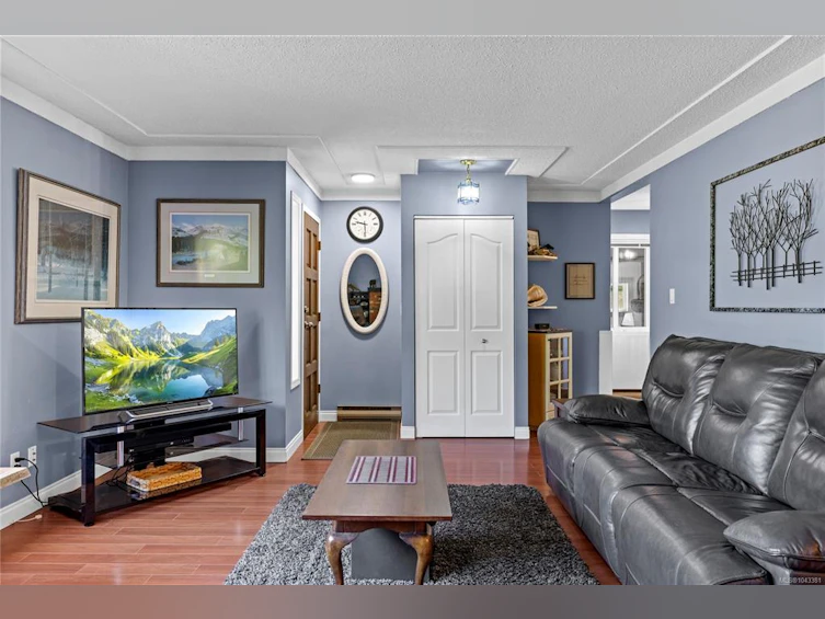 1007 Centre Crescent, Qualicum Beach, BC, V9K 2G6 - 12