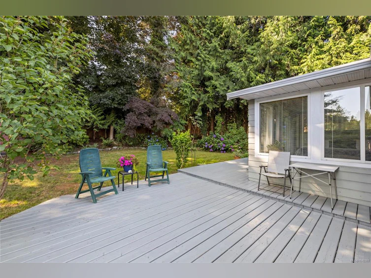 1007 Centre Crescent, Qualicum Beach, BC, V9K 2G6 - 29