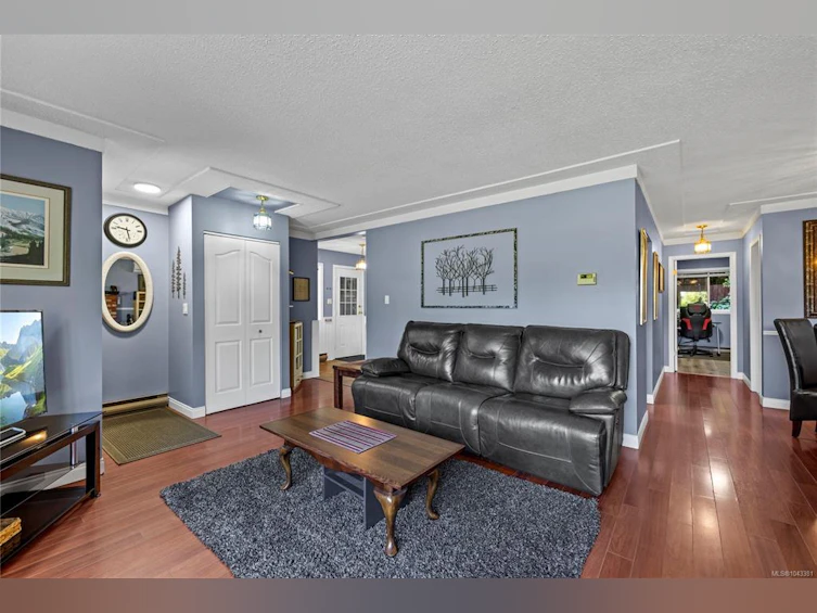 1007 Centre Crescent, Qualicum Beach, BC, V9K 2G6 - 16