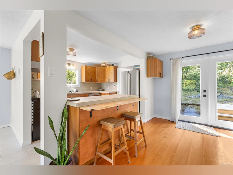 1670 West Shawnigan Lake Road, Shawnigan Lake, BC, V0R 2W0 - 12