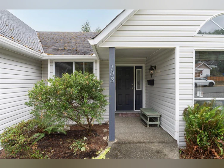 108 River Road, Lake Cowichan, BC, V0R 2G0 - 2