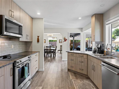 1332 Chesterton Place - 4