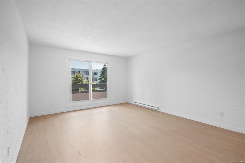209-3235 Quadra Street, Saanich, BC, V8X 1G4 - 7