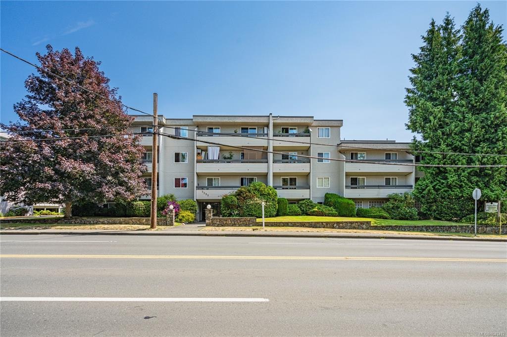 209-3235 Quadra Street, Saanich, BC, V8X 1G4 - 37