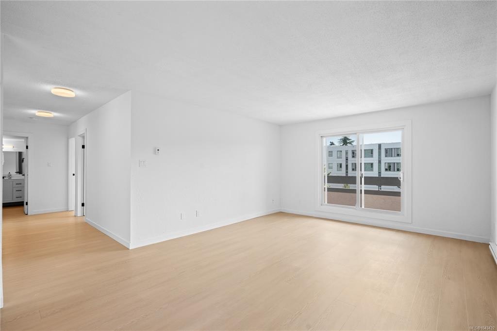209-3235 Quadra Street, Saanich, BC, V8X 1G4 - 6