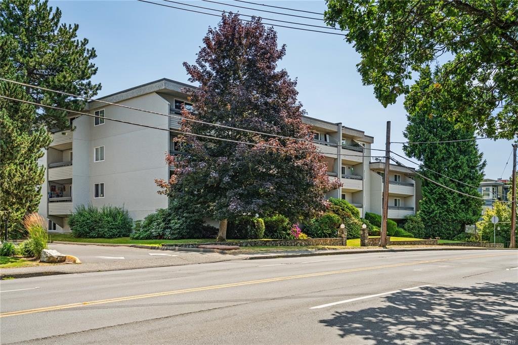 209-3235 Quadra Street, Saanich, BC, V8X 1G4 - 38