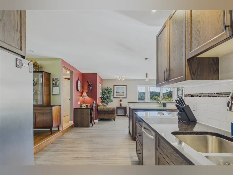 1361 Bodington Road, Cortes Island, BC, V0P 1Z0 - 13