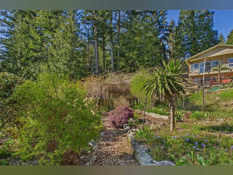 1361 Bodington Road, Cortes Island, BC, V0P 1Z0 - 81