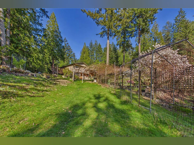 1361 Bodington Road, Cortes Island, BC, V0P 1Z0 - 75