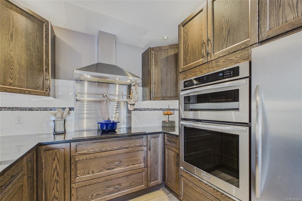 1361 Bodington Road, Cortes Island, BC, V0P 1Z0 - 11