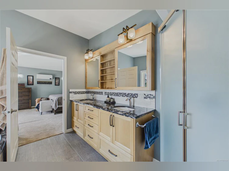1361 Bodington Road, Cortes Island, BC, V0P 1Z0 - 35