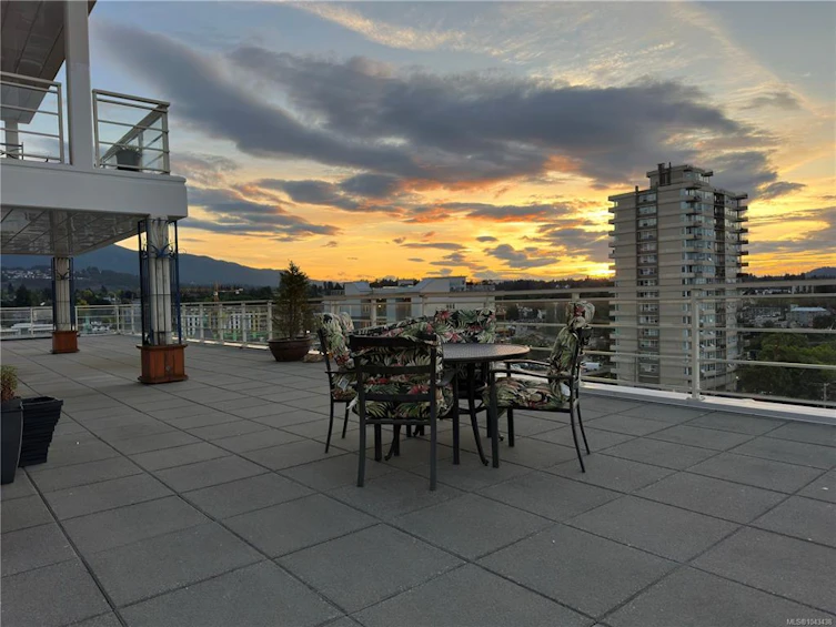 805-38 Front Street, Nanaimo, BC, V9R 0B8 - 2