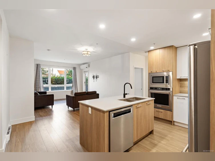 108-960 Reunion Avenue, Langford, BC, V9B 0W5 - 6