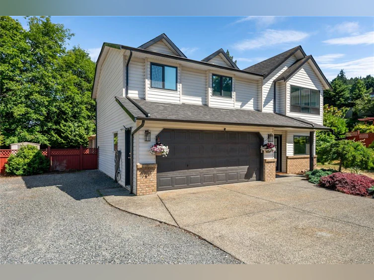 4843 Hartford Place, Nanaimo, BC, V9V 1N8 - 2