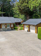 6125 Shoreline Drive