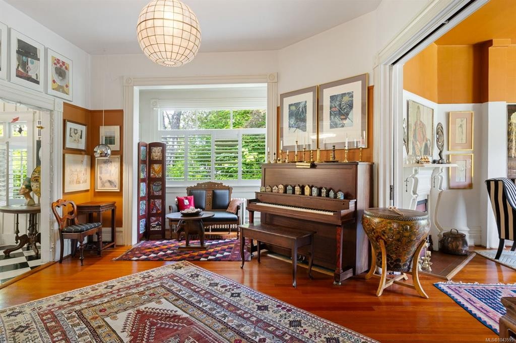 1648 Rockland Avenue, Victoria, BC, V8S 1W7 - 6