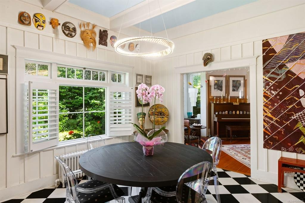 1648 Rockland Avenue, Victoria, BC, V8S 1W7 - 16