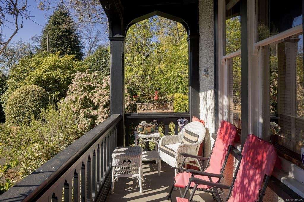 1648 Rockland Avenue, Victoria, BC, V8S 1W7 - 36