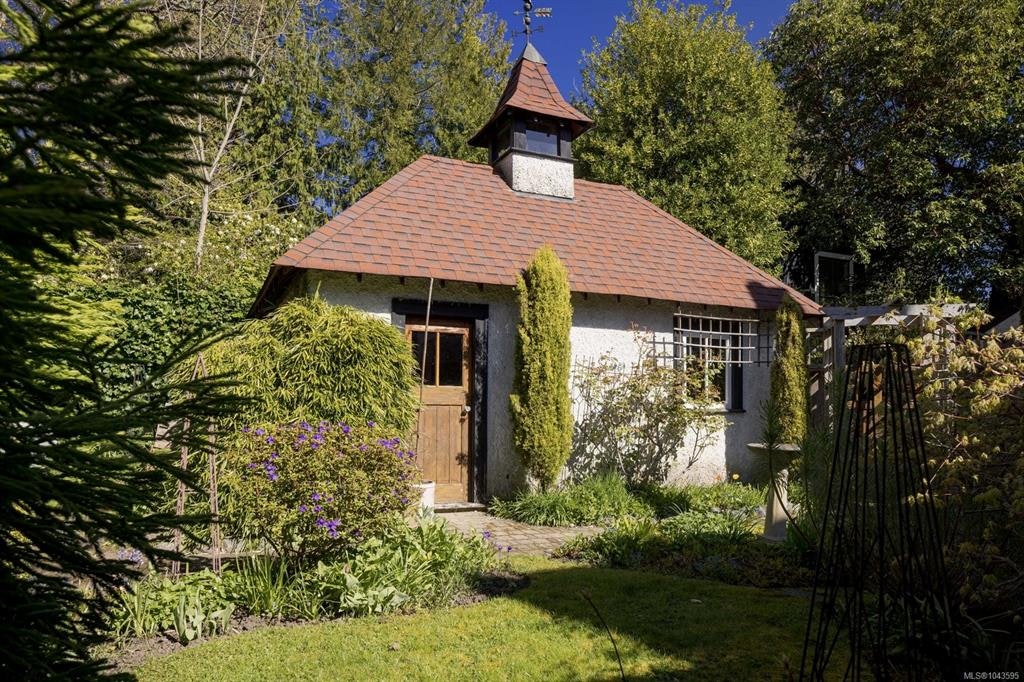 1648 Rockland Avenue, Victoria, BC, V8S 1W7 - 39