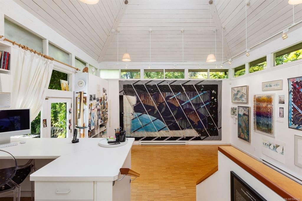 1648 Rockland Avenue, Victoria, BC, V8S 1W7 - 17