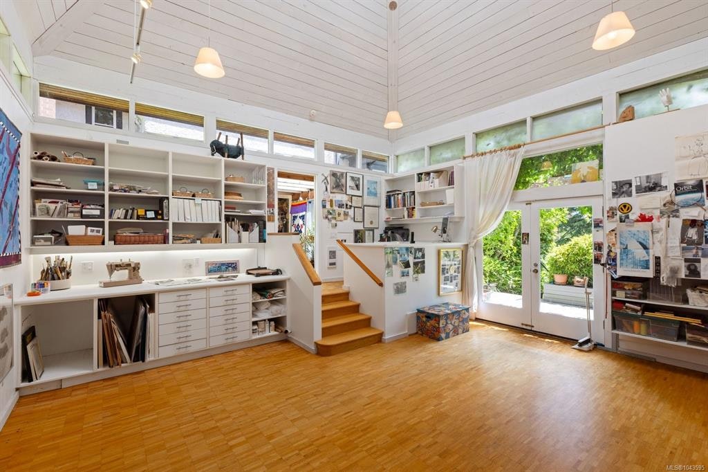 1648 Rockland Avenue, Victoria, BC, V8S 1W7 - 20