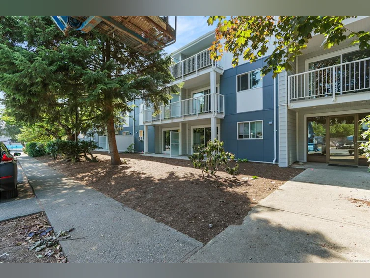 216-1600 Dufferin Crescent, Nanaimo, BC, V9S 5N2