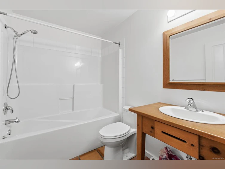 401-1971 Harbour Drive, Ucluelet, BC, V0R 3A0 - 16