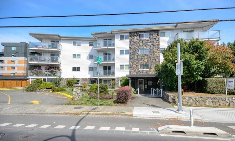 312-848 Esquimalt Road