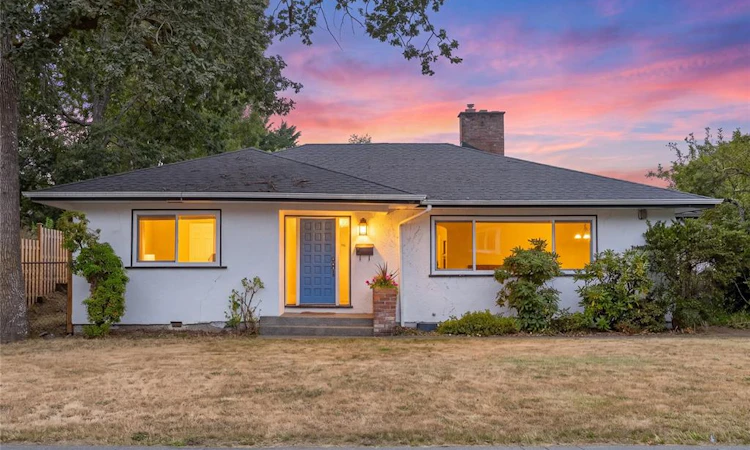 3830 Palo Alto Street