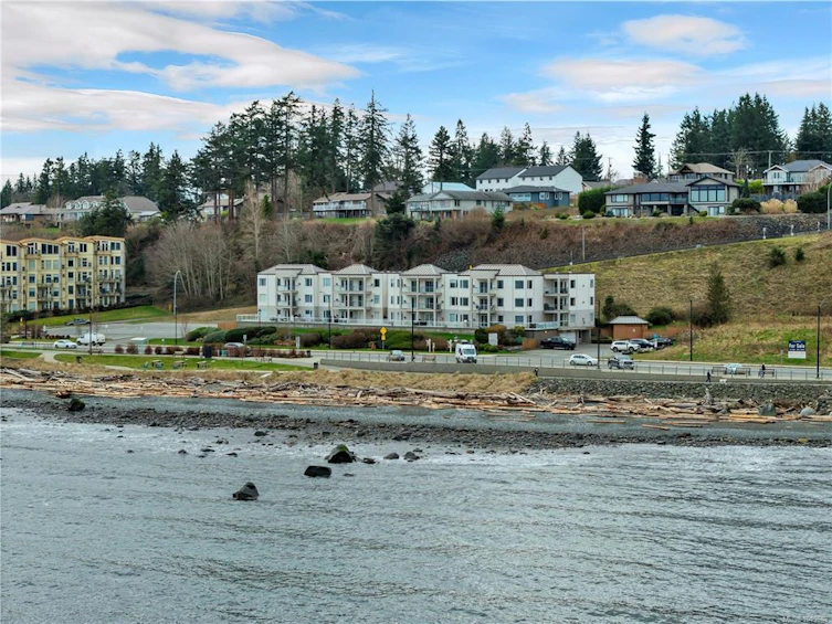 308-1350 S Island Highway, Campbell River, BC, V9W 1B7