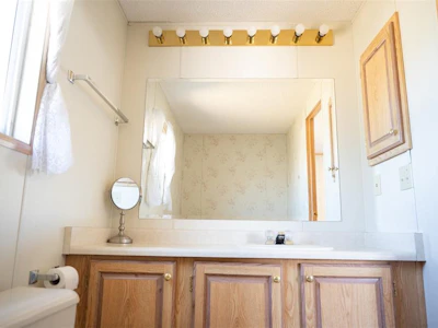 32-450 E Stanford Avenue - 5