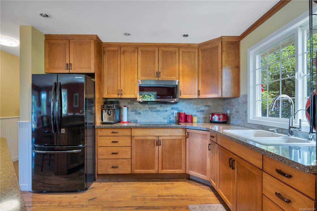 3259 Dolphin Drive, Nanoose, BC, V9P 9J1 - 8