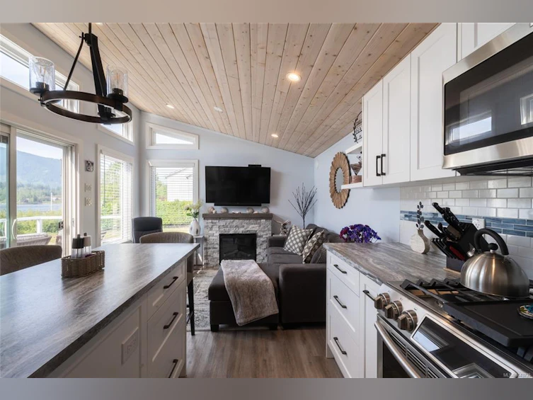 3-232 North Shore Road, Lake Cowichan, BC, V0R 2G0 - 23