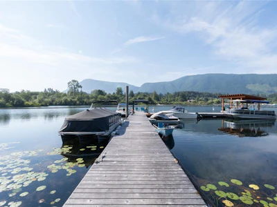 3-232 North Shore Road - 2