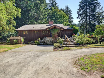1390 Laurel Road - 5