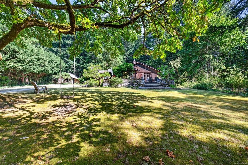 1390 Laurel Road - 3