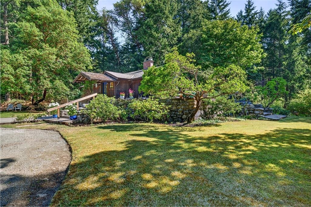 1390 Laurel Road - 4