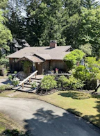 1390 Laurel Road