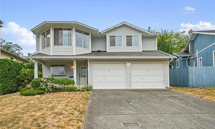 4216 Ponderosa Crescent