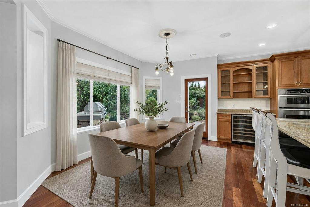 4982 La Quinta Place, Saanich, BC, V8W 3G9 - 13