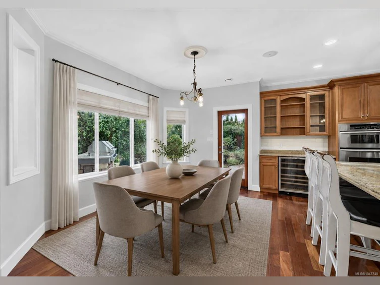 4982 La Quinta Place, Saanich, BC, V8W 3G9 - 13