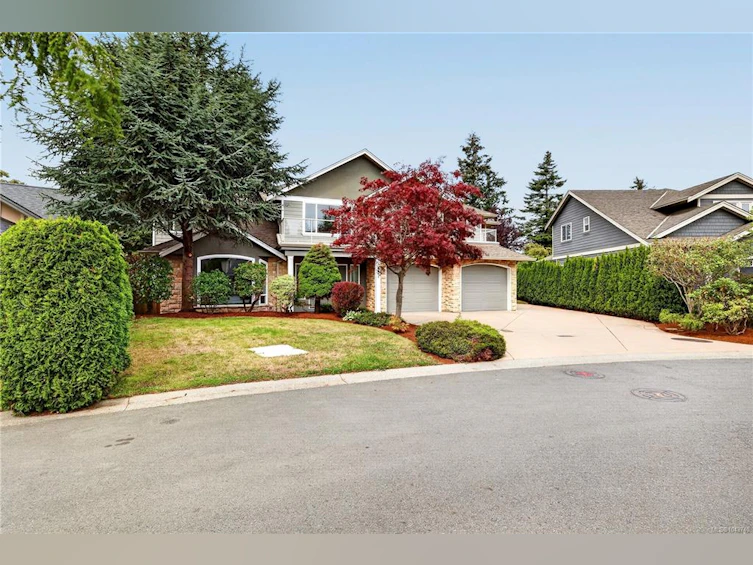 4982 La Quinta Place, Saanich, BC, V8W 3G9 - 2